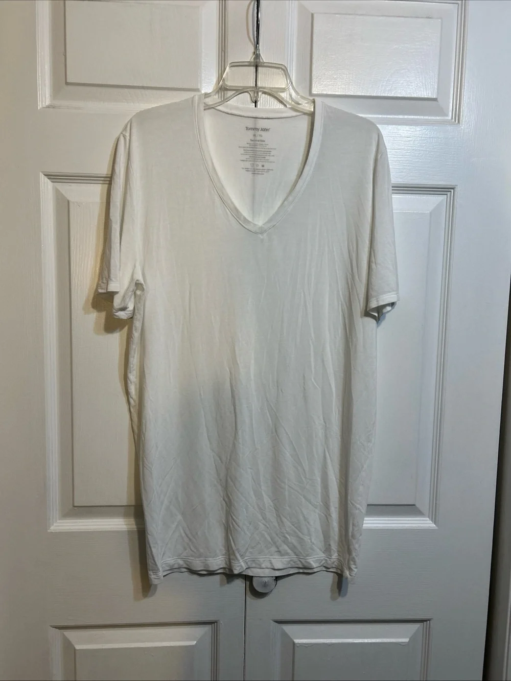 Tommy John Second Skin V-Neck Men’s T-Shirt Size XL  Micro Modal Stretch Tee
